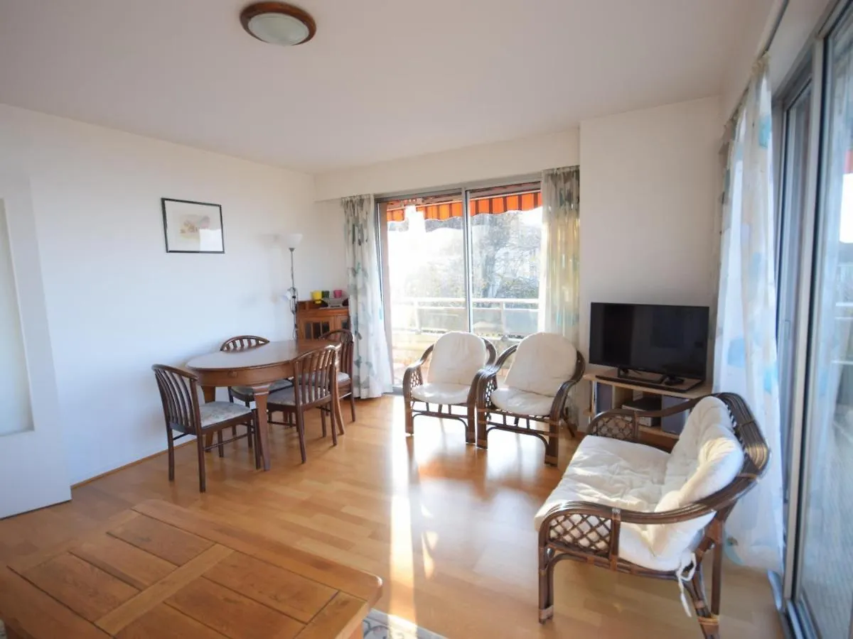 Appartement Charmant Avec Parking A Evian - Fr-1-498-13 0*, Evian-les-Bains